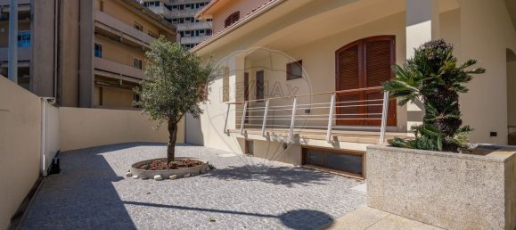 4 bedrooms House in Vila Nova de Gaia, Portugal No. 16753 6