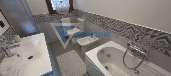 4 bedrooms Apartment in Syracuse, Italy No. 330548 13