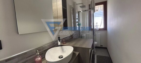 4 bedrooms Apartment in Syracuse, Italy No. 330548 12