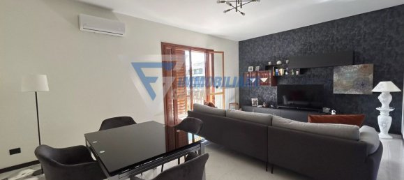 4 bedrooms Apartment in Syracuse, Italy No. 330548 2