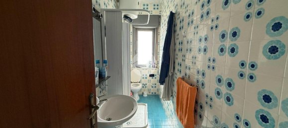 Apartamento de 4 habitaciónes en Palermo, Italy No. 12837 2