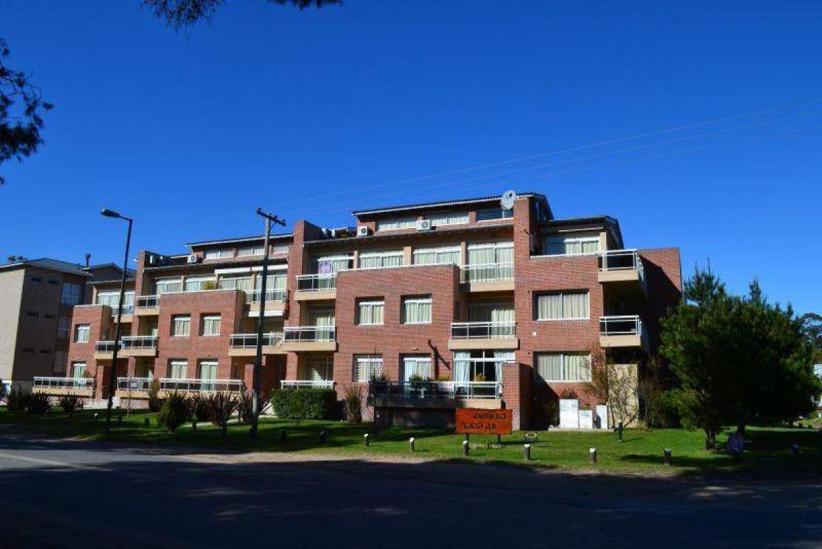 3 bedrooms Apartment in Mar del Plata, Argentina No. 101950