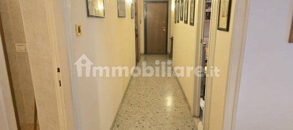 2 bedrooms Apartment in Rome, Italy No. 172703 12