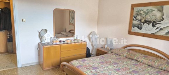 2 bedrooms Apartment in Rome, Italy No. 172703 6
