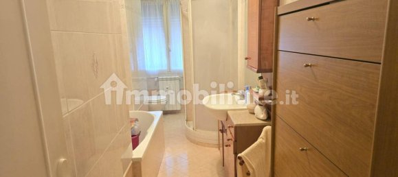 2 bedrooms Apartment in Rome, Italy No. 172703 15