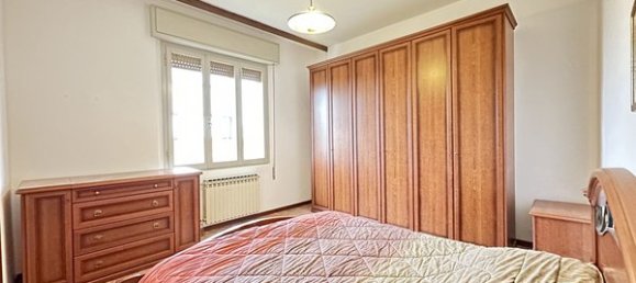 8 rooms House in Cesenatico, Italy No. 98020 53