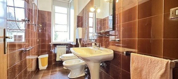 8 rooms House in Cesenatico, Italy No. 98020 56