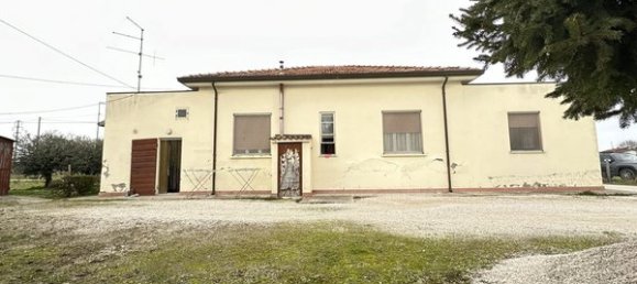 8 rooms House in Cesenatico, Italy No. 98020 43