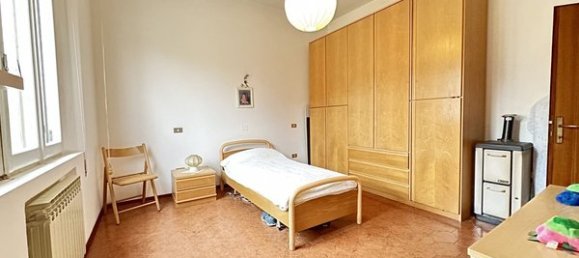 8 rooms House in Cesenatico, Italy No. 98020 57