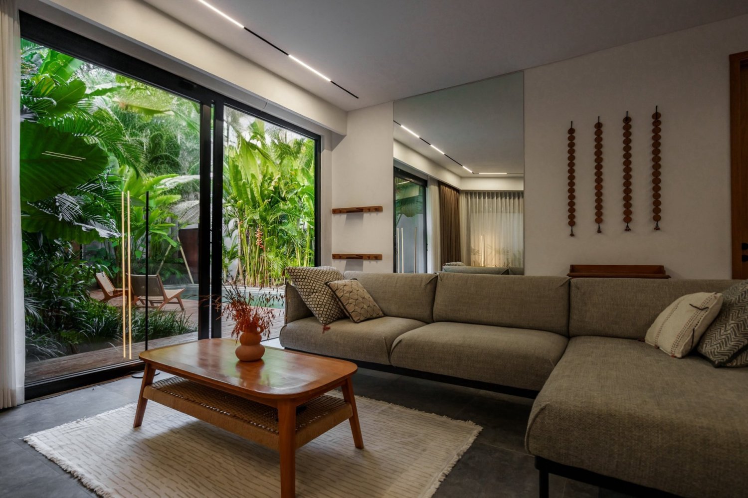 3 bedrooms Villa in Canggu, Indonesia No. 2631