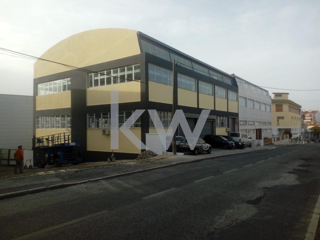 Lagerhaus in Loures, Portugal 493m², Nr. 88289