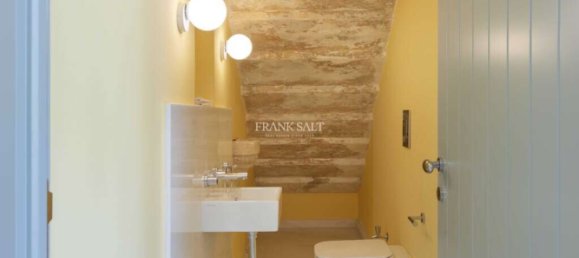 3 bedrooms House in Zejtun, Malta No. 9886 13