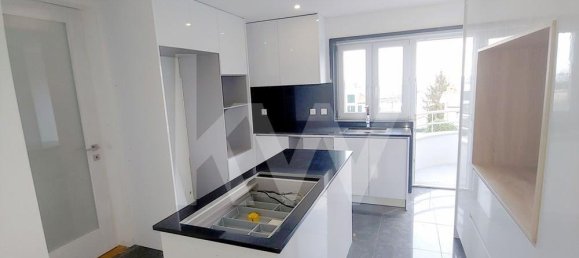 4 bedrooms House in Vila Nova de Gaia, Portugal No. 17775 2