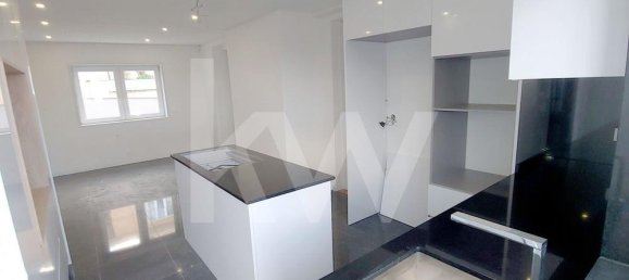 4 bedrooms House in Vila Nova de Gaia, Portugal No. 17775 4