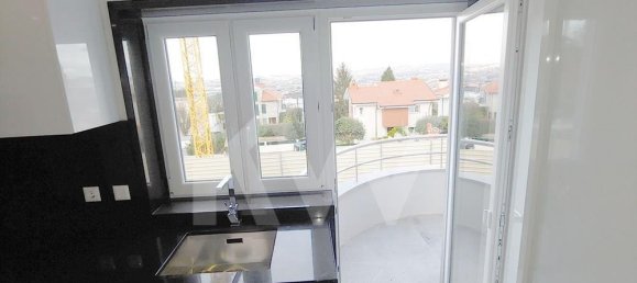 4 bedrooms House in Vila Nova de Gaia, Portugal No. 17775 3
