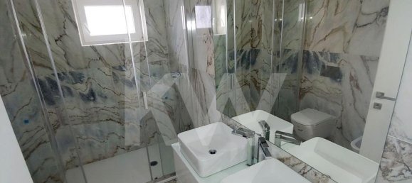 4 bedrooms House in Vila Nova de Gaia, Portugal No. 17775 9