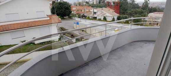 4 bedrooms House in Vila Nova de Gaia, Portugal No. 17775 22