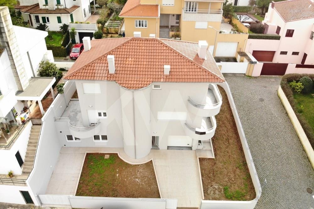 4 bedrooms House in Vila Nova de Gaia, Portugal No. 17775