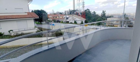 4 bedrooms House in Vila Nova de Gaia, Portugal No. 17775 13