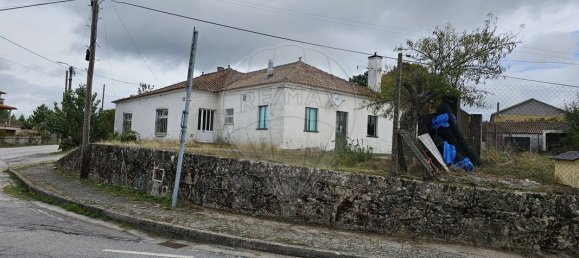 4 bedrooms House in Alijo, Portugal No. 28603 3