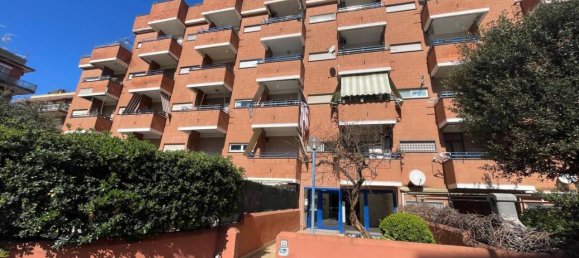 Apartamento de 2 habitaciónes en Pomezia, Italy No. 40202 21