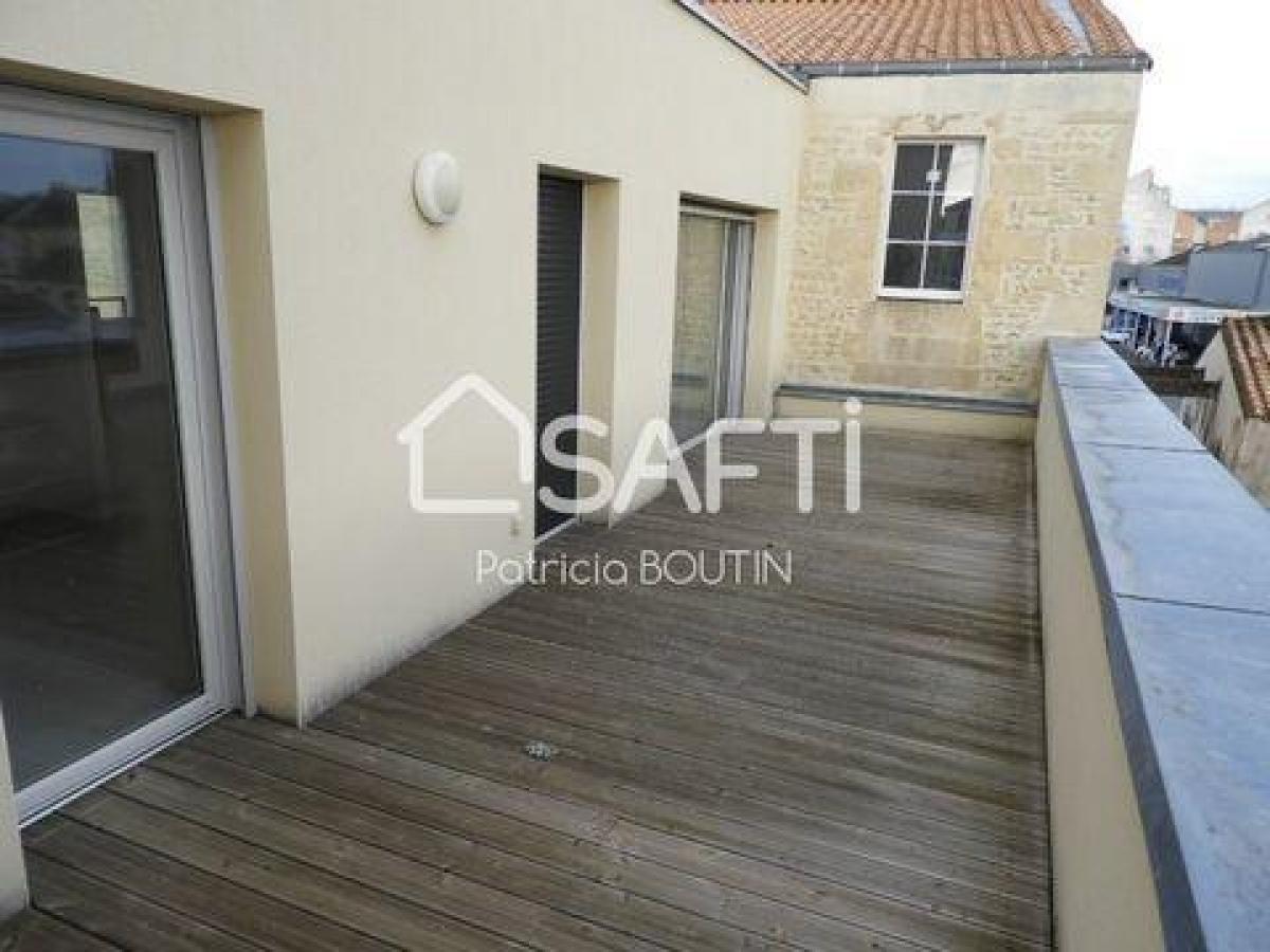 4 chambres Appartement à Niort, France No. 34401