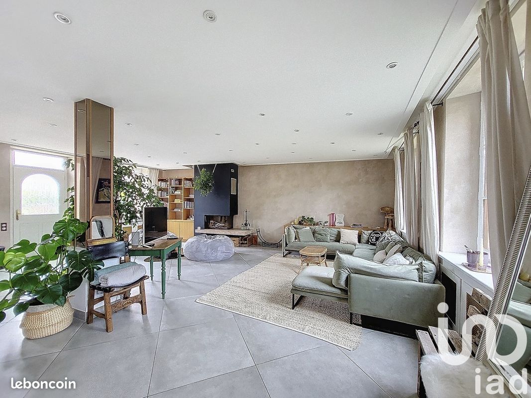 Casa T4 em Varennes-Changy, France N.º 262164