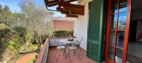 6-salle Villa à Camaiore, Italy No. 237510 9