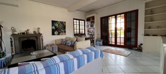 6-salle Villa à Camaiore, Italy No. 237510 17