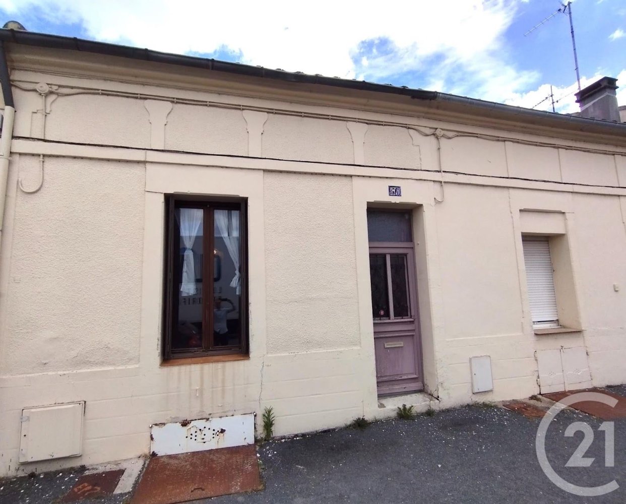 2 bedrooms House in Bergerac, France No. 306852