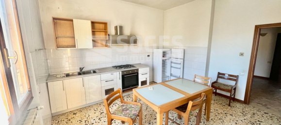 4 rooms Apartment in Montevarchi, Italy No. 110909 11