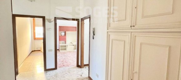 4 rooms Apartment in Montevarchi, Italy No. 110909 16