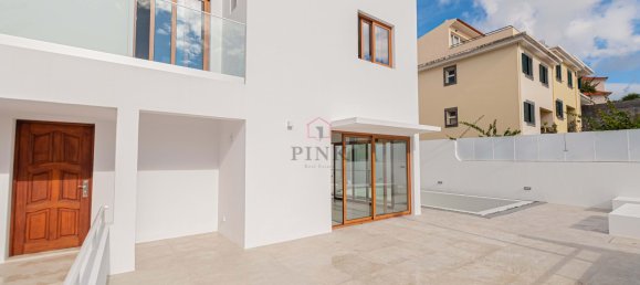 3 bedrooms Villa in Funchal, Portugal No. 92348 26