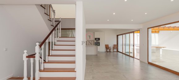 3 bedrooms Villa in Funchal, Portugal No. 92348 20