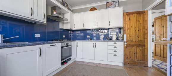 3 bedrooms House in London, United Kingdom No. 7205 4