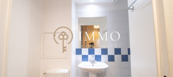 Studio in Sceaux, France No. 165369 4