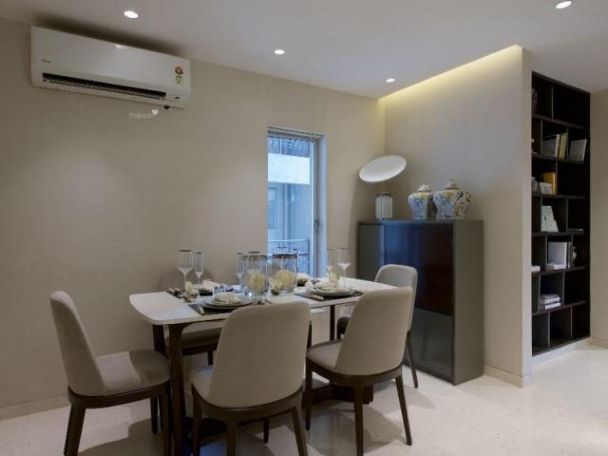 3 bedrooms House in Mumbai, India No. 7334