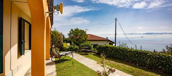 Apartamento de 4 habitaciónes en Alassio, Italy No. 161071 7