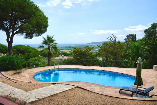 Casa de 7 dormitorios en Torroella de Montgrí, Spain No. 179651