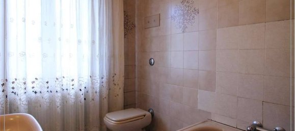 Villa de 3 dormitorios en Refrontolo, Italy No. 90973 10