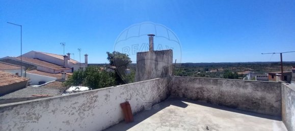 3 غرف نوم منزل في Comenda, Portugal رقم 21874 21