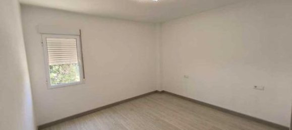 3 bedrooms Apartment in Alginet, Spain No. 154655 4