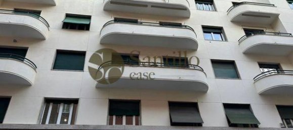 3-salle Appartement à Rome, Italy No. 41201 4