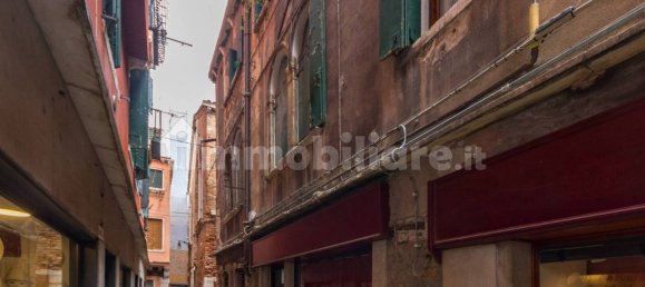 Apartamento de 5 dormitorios en Venice, Italy No. 268417 25