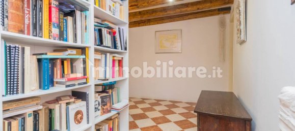 Apartamento de 5 dormitorios en Venice, Italy No. 268417 13
