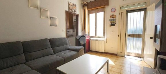 2 bedrooms House in Rodigo, Italy No. 295215 3