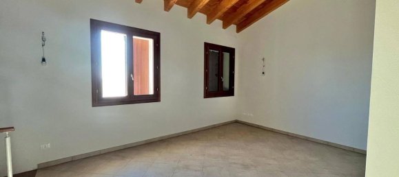 7غرفة فيلا في Quistello, Italy رقم 108394 9