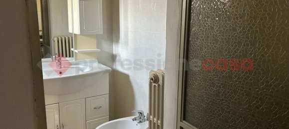 4 bedrooms Apartment in Gallicano, Italy No. 324234 12