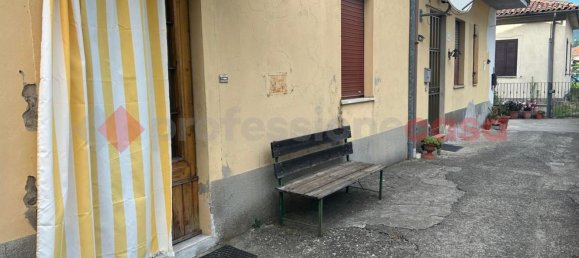 4 bedrooms Apartment in Gallicano, Italy No. 324234 2