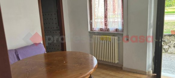 4 bedrooms Apartment in Gallicano, Italy No. 324234 8